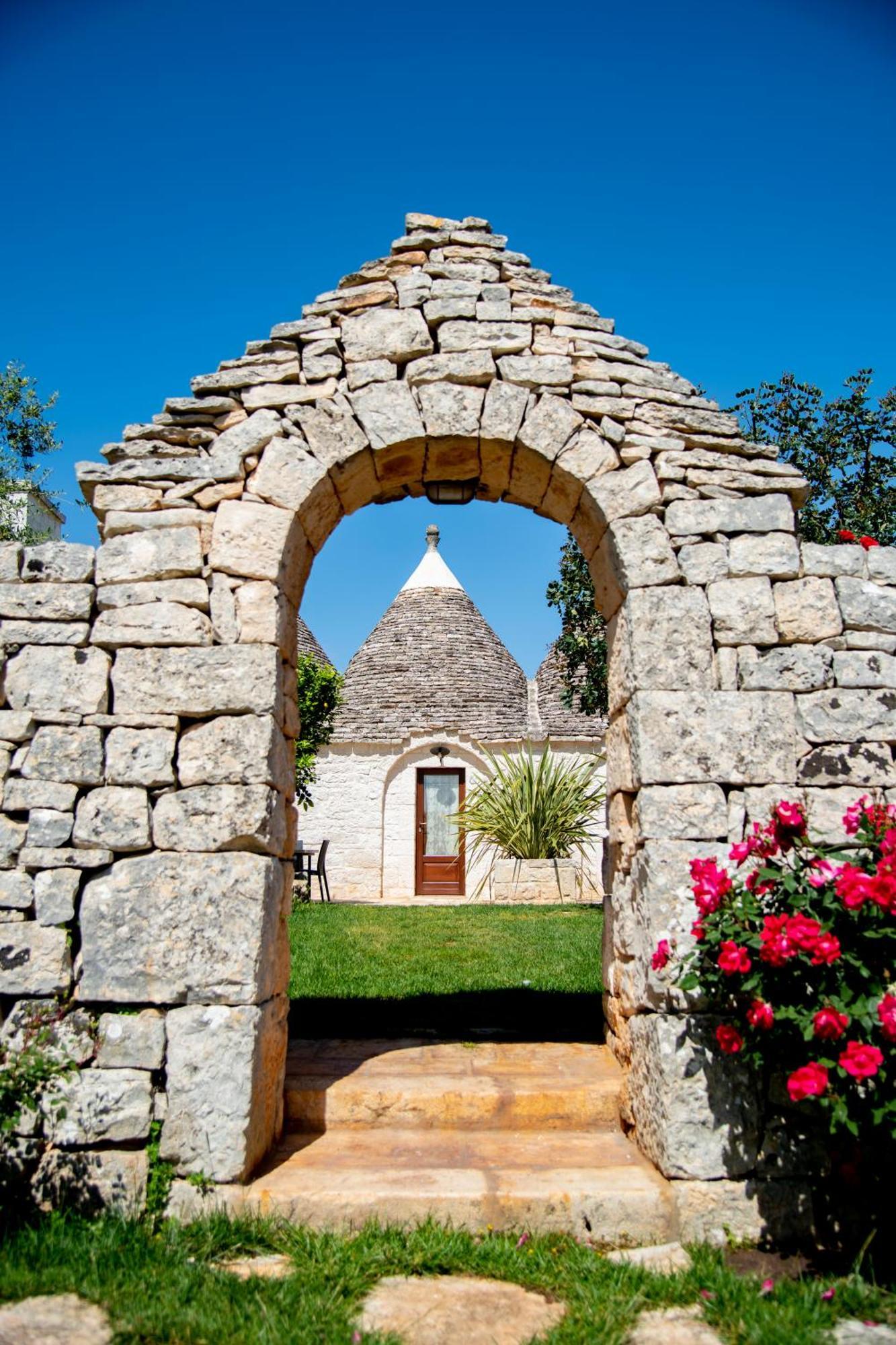 فيلا Trulli Arco Antico لوكوروتوندو المظهر الخارجي الصورة