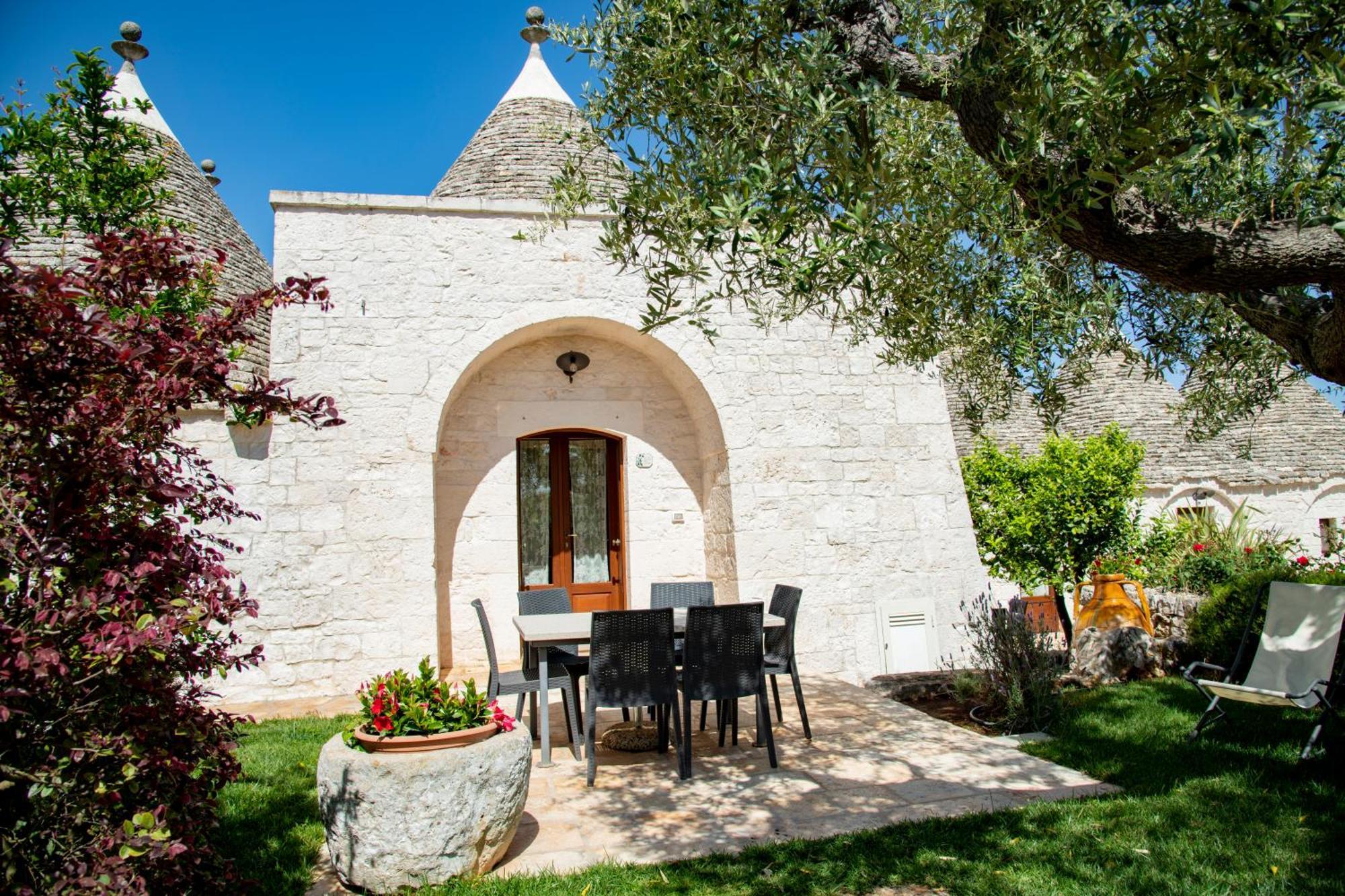 فيلا Trulli Arco Antico لوكوروتوندو المظهر الخارجي الصورة