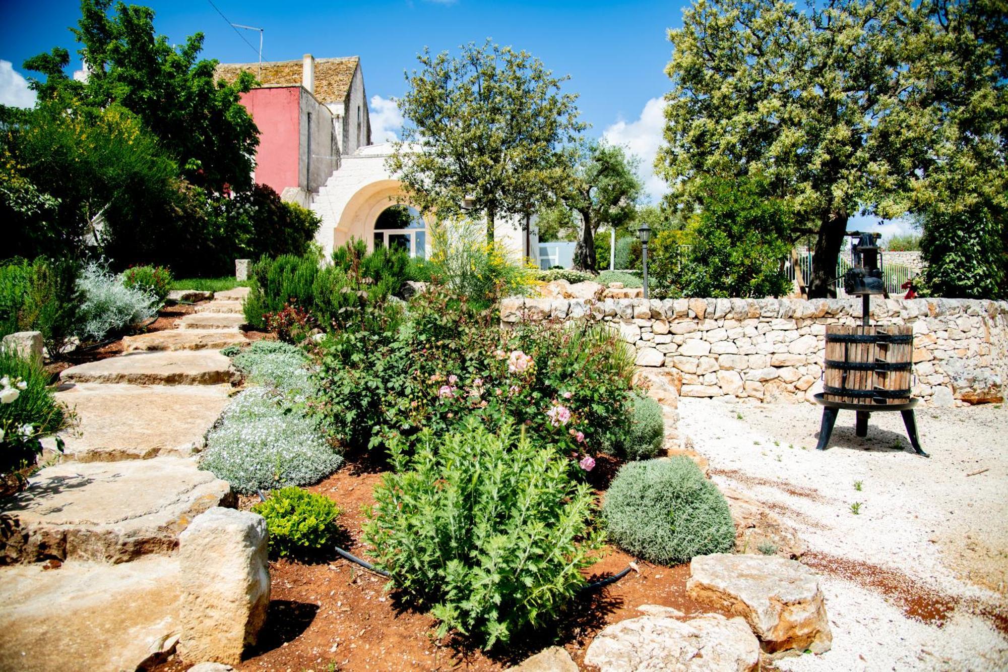 فيلا Trulli Arco Antico لوكوروتوندو المظهر الخارجي الصورة
