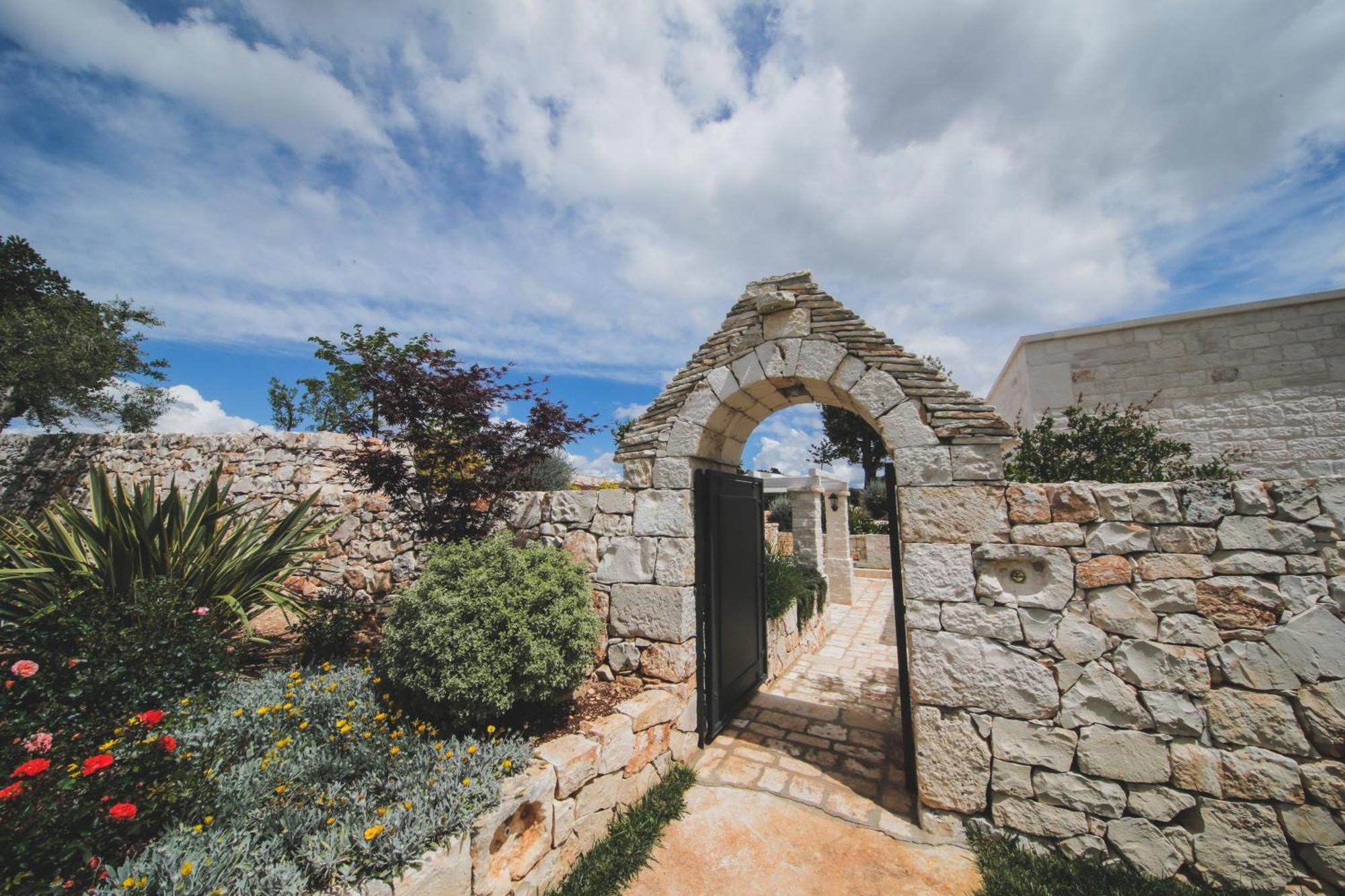 فيلا Trulli Arco Antico لوكوروتوندو المظهر الخارجي الصورة