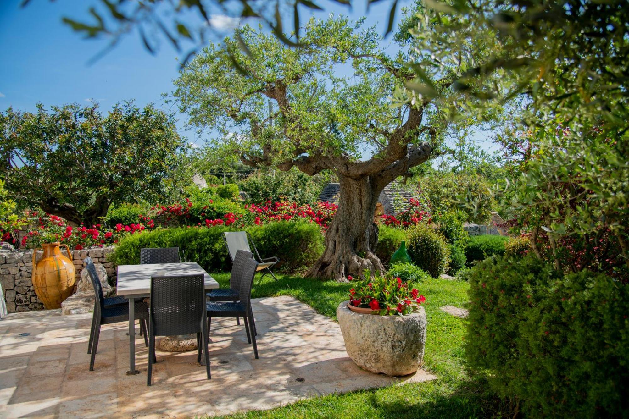 فيلا Trulli Arco Antico لوكوروتوندو المظهر الخارجي الصورة