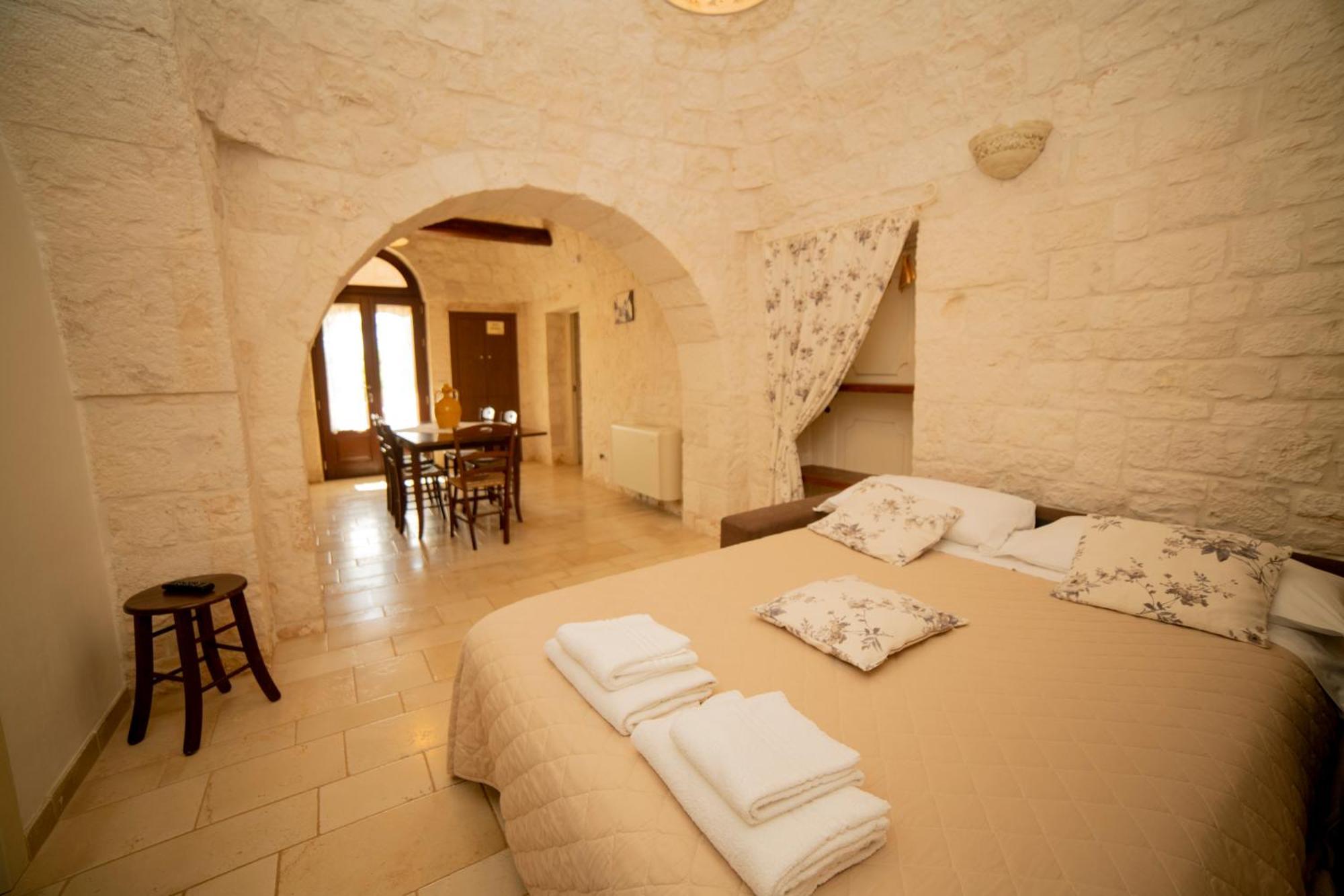 فيلا Trulli Arco Antico لوكوروتوندو المظهر الخارجي الصورة